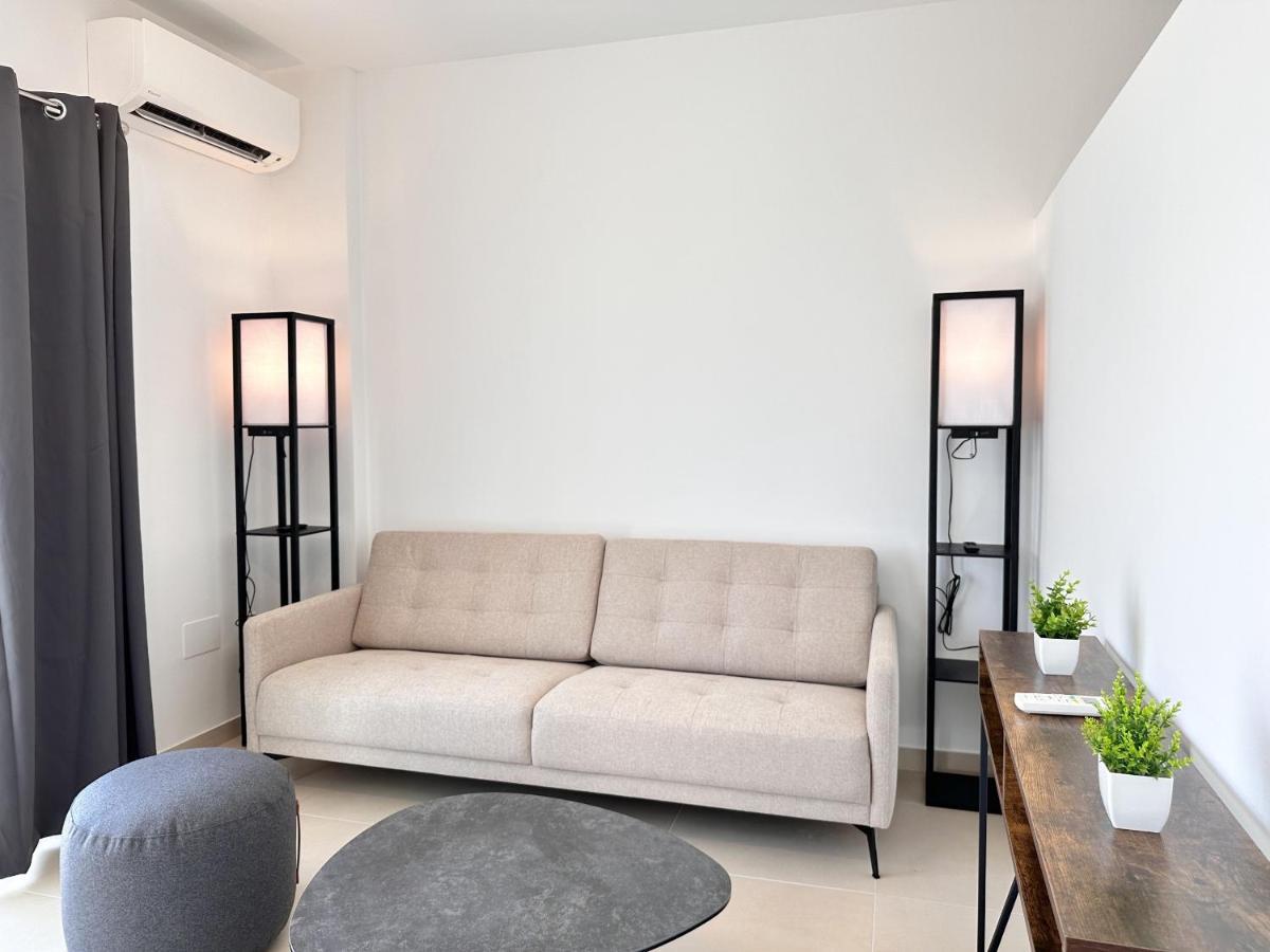 Carabeo 26 Boutique Studio Casasol Нерха Экстерьер фото