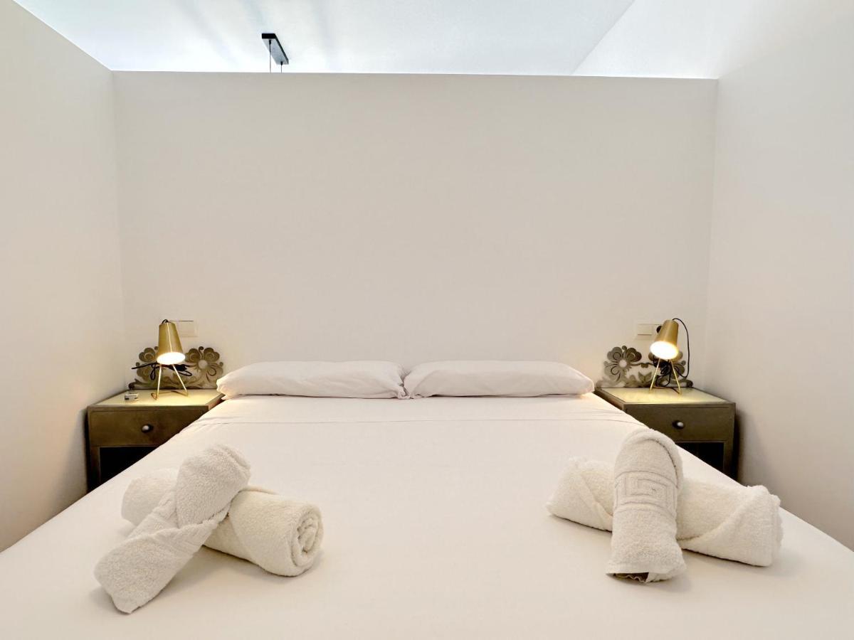 Carabeo 26 Boutique Studio Casasol Нерха Экстерьер фото